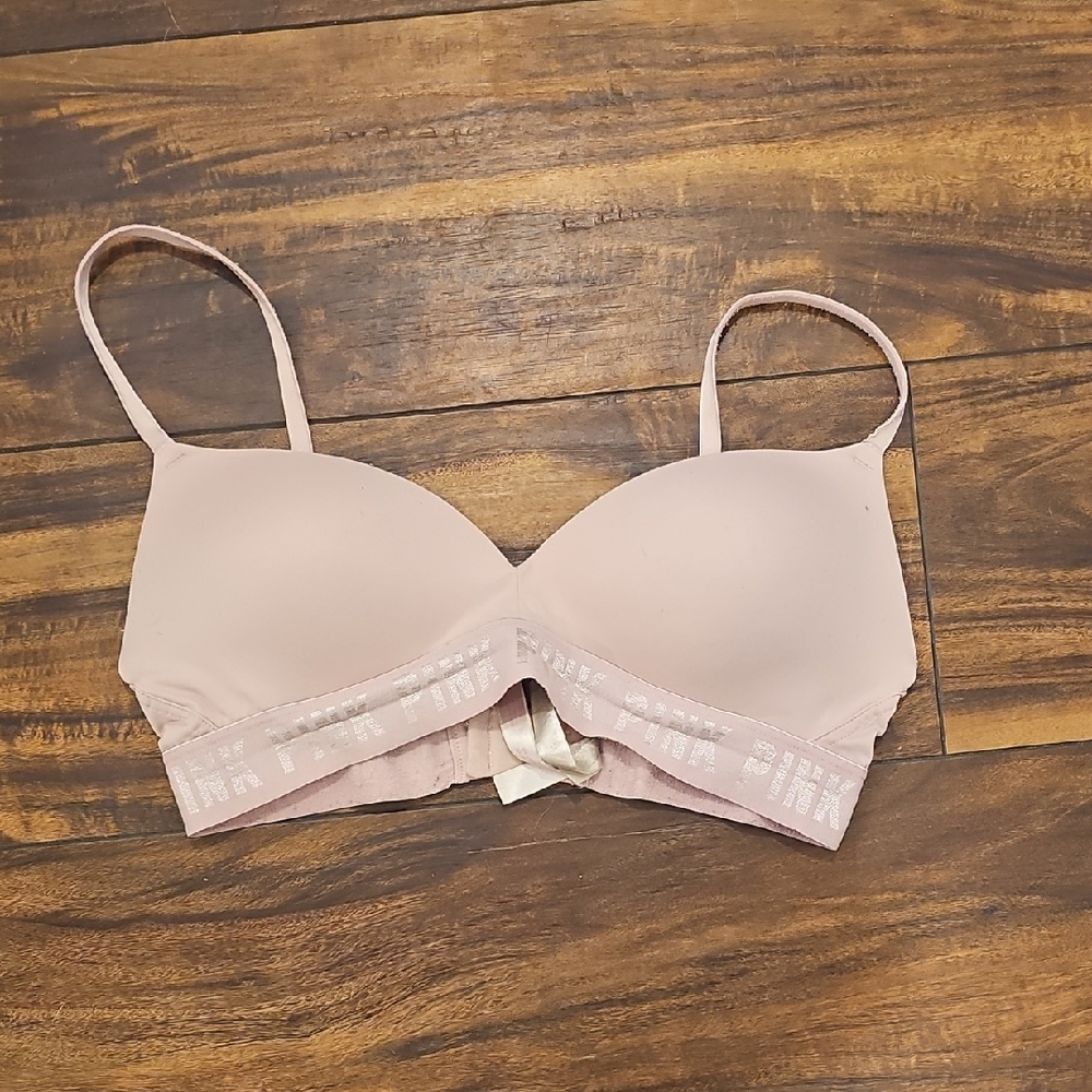 PINK Victoria's Secret Light Pink Bra